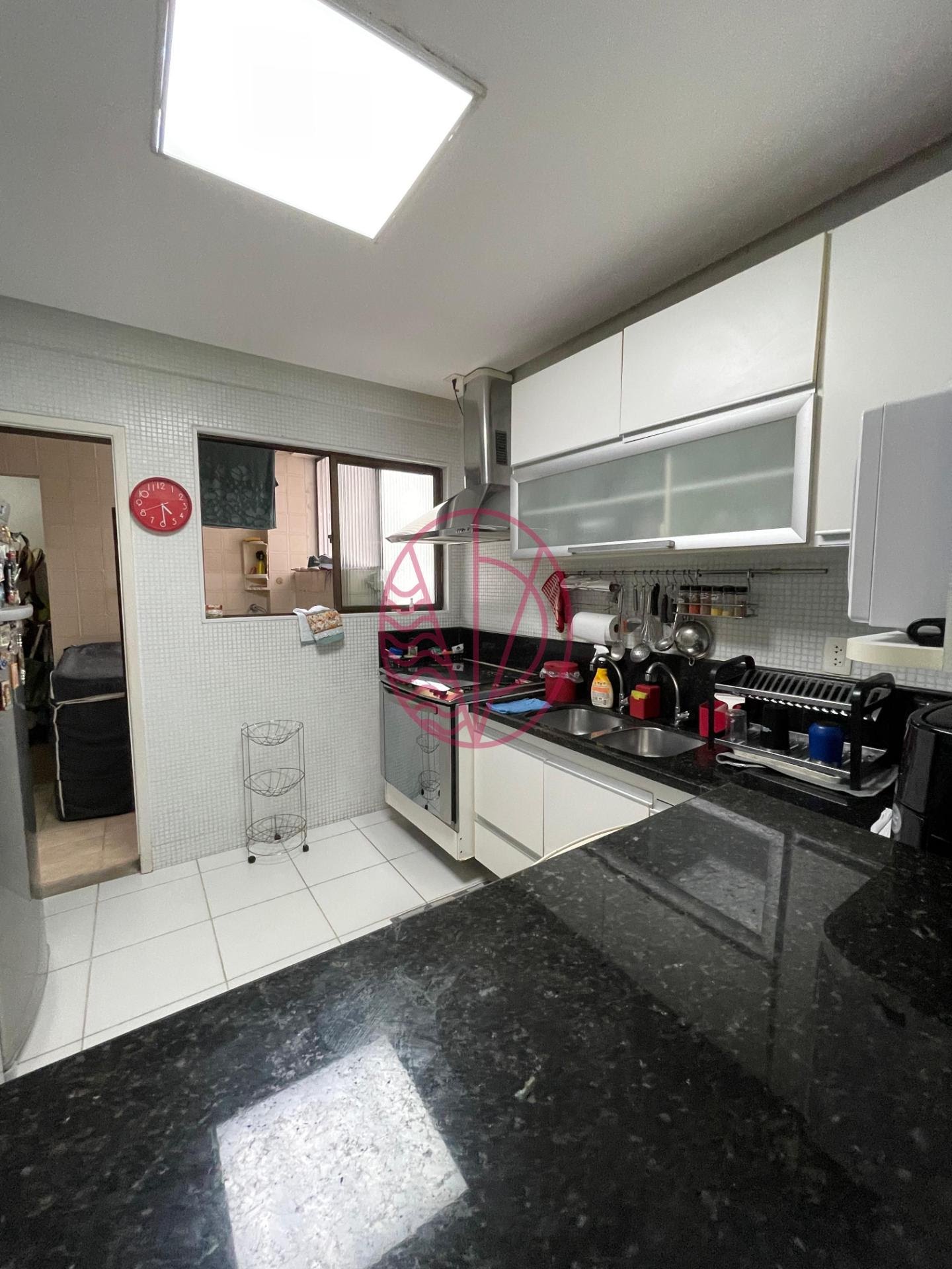 Apartamento à venda com 3 quartos, 1 suíte, 2 vagas e 113m² no Itaigara, Salvador (BA) — foto 28 de 30