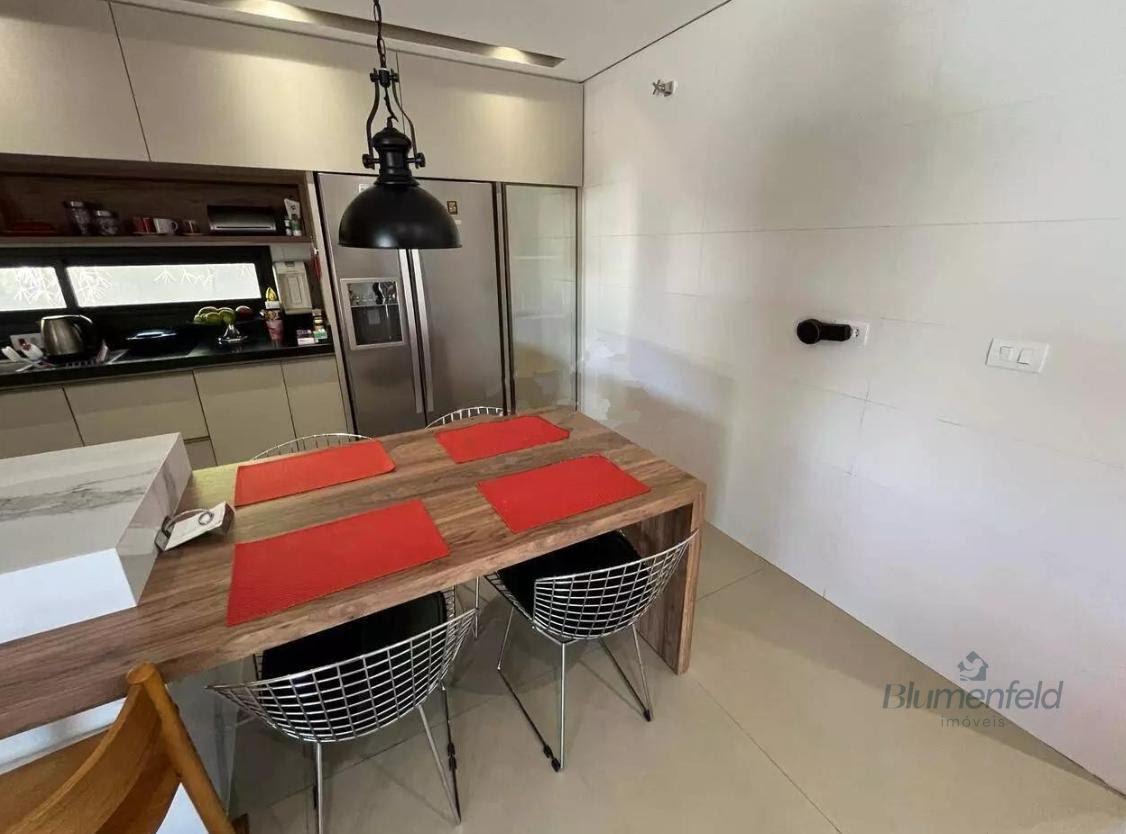 Casa à venda com 4 quartos, 3 suítes e 435m² no Condominio Arujazinho I II III, Arujá (SP) — foto 5 de 30