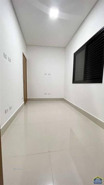Casa à venda com 3 quartos, 2 suítes, 2 vagas e 115m² no Vilamar, Praia Grande (SP) — foto 9 de 18