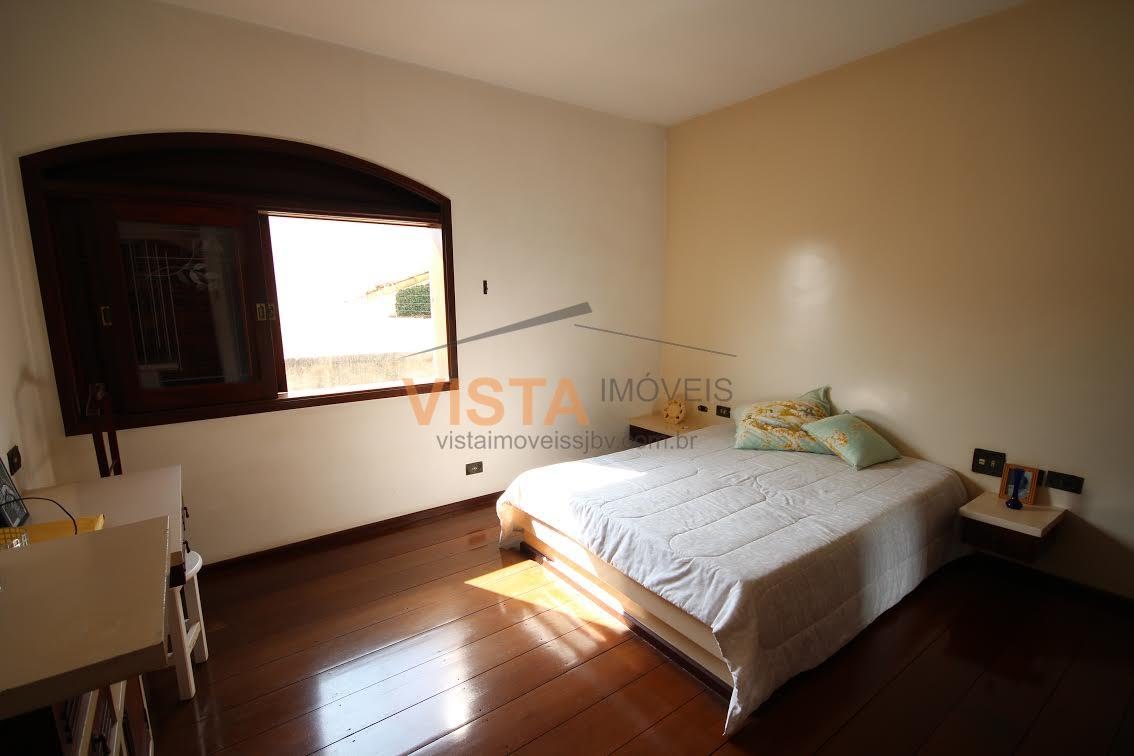 Casa à venda com 4 quartos, 3 suítes, 3 vagas e 416m² no Centro, São João da Boa Vista (SP) — foto 13 de 28