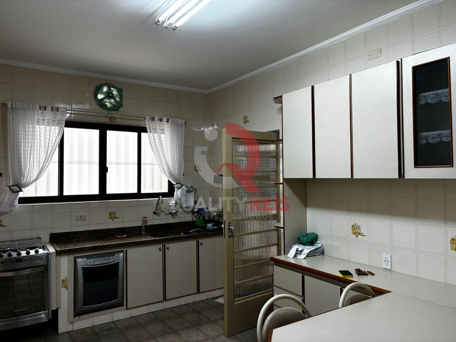 Sobrado, 2 quartos, 240 m² - Foto 10