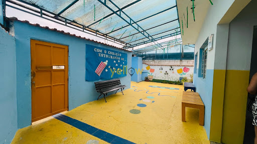 Espaço Comercial em Terreno de 1.000m² – Versátil para Escola, Empresas ou Construção Residencial/Prédio