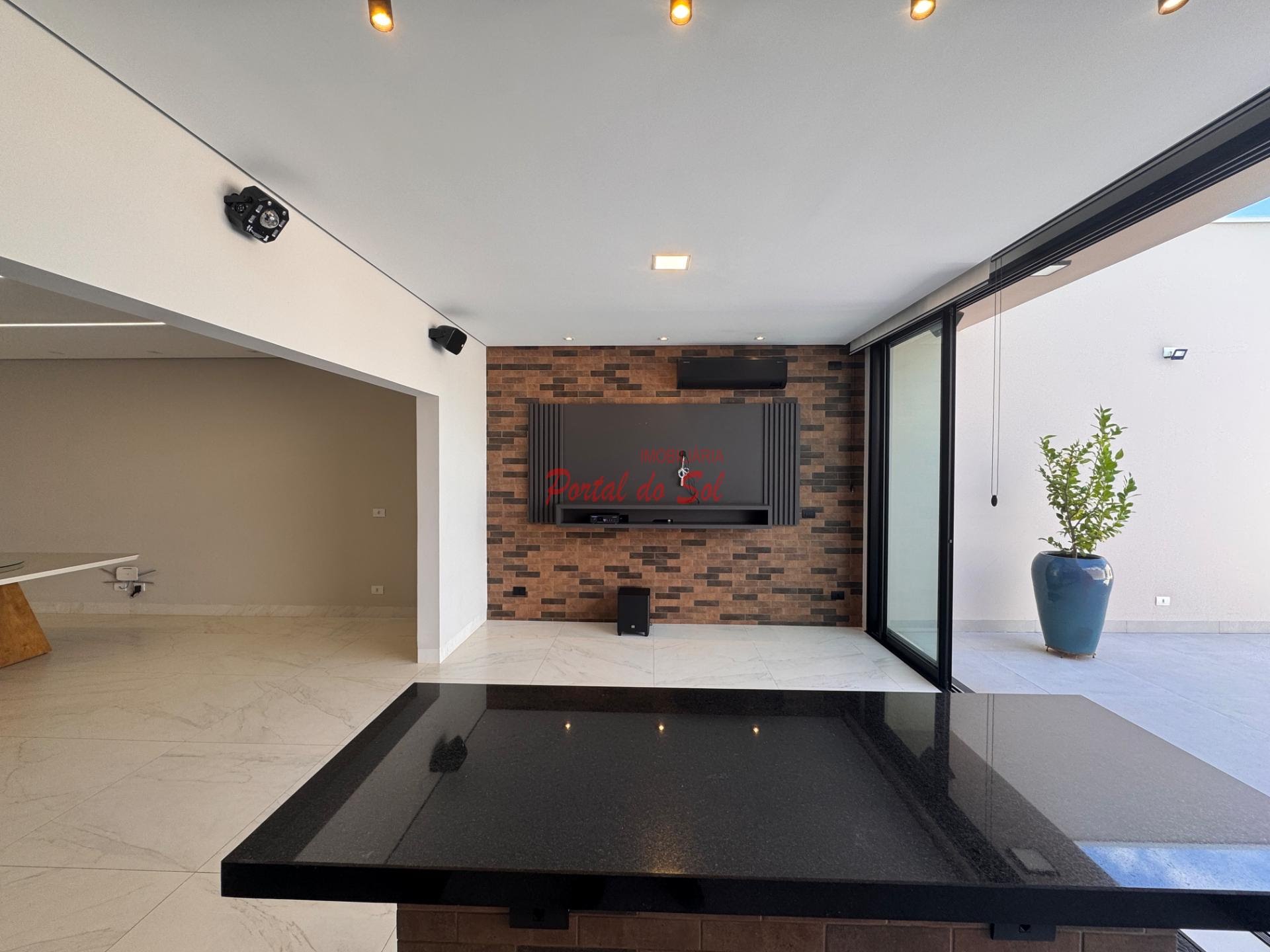 Casa à venda com 3 quartos, 3 suítes, 2 vagas e 248m² no Residencial Royal Park, Santo Antônio da Platina (PR) — foto 9 de 20