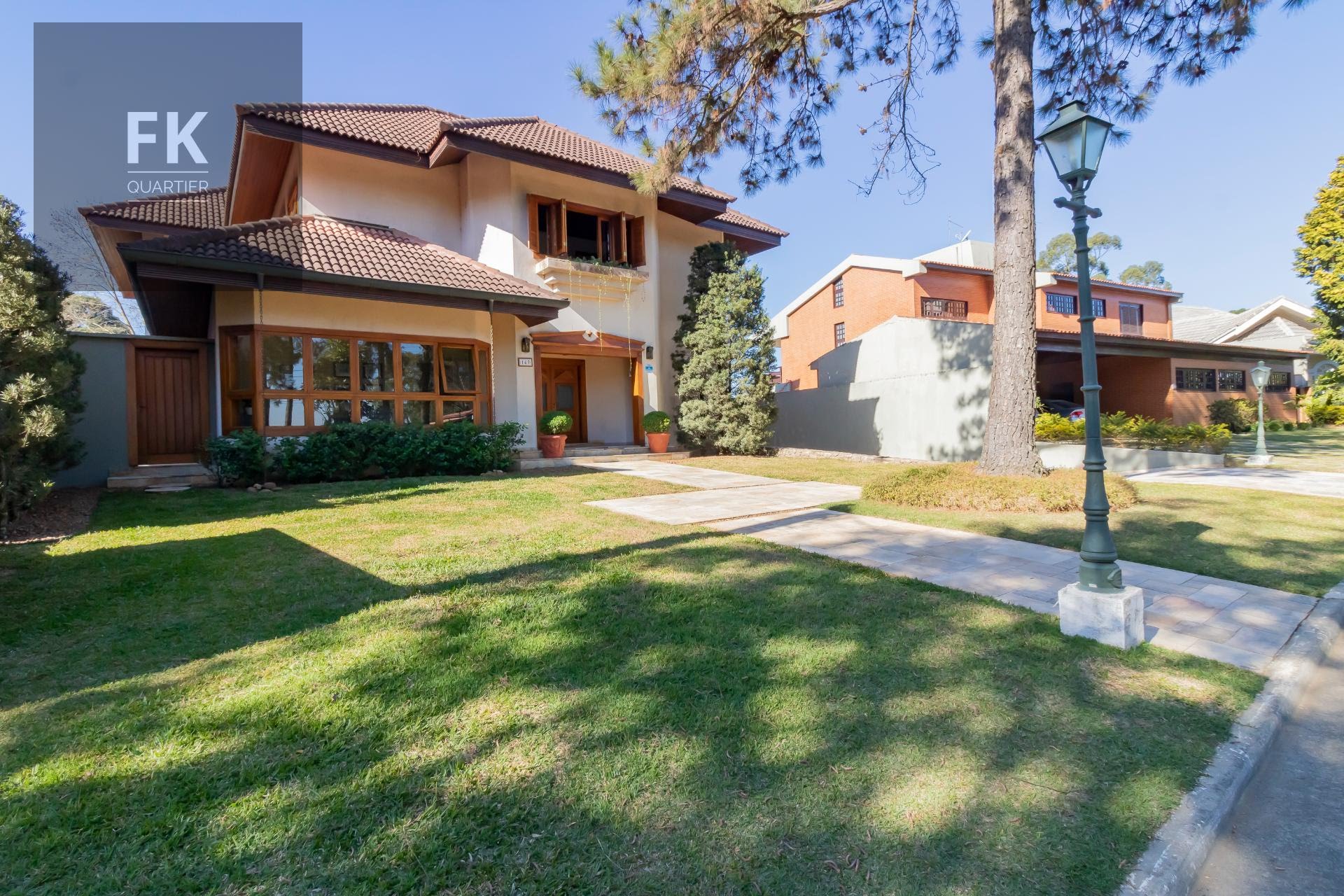 Casa à venda com 4 quartos, 4 suítes, 8 vagas e 552m² no Residencial Morada dos Pássaros-aldeia da Serra, Barueri (SP) — foto 2 de 30