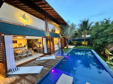 Casa de Luxo 4 Dormitórios em Centro Arraial - Porto Seguro