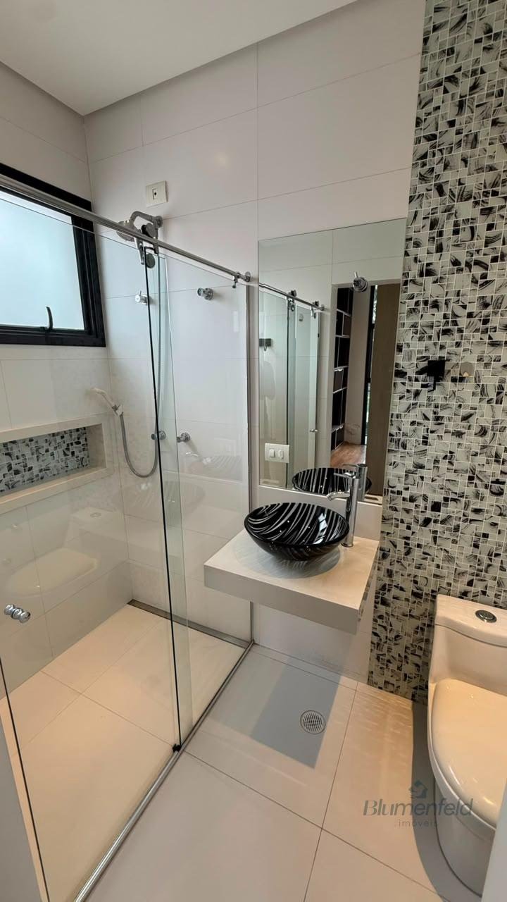 Casa à venda com 4 quartos, 4 suítes, 6 vagas e 370m² no Condomínio Real Park, Arujá (SP) — foto 28 de 30