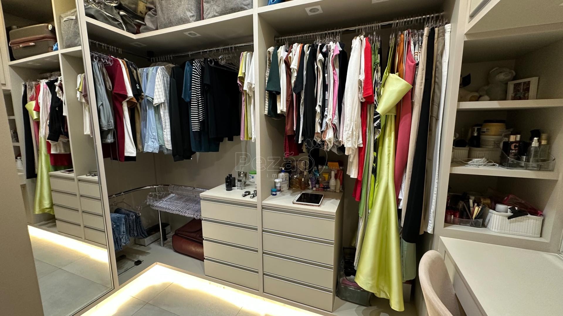 Casa à venda com 3 quartos, 1 suíte, 2 vagas e 225m² no Flamboyant II, Itapuranga (GO) — foto 10 de 13
