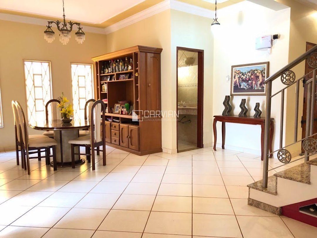 Casa à venda com 4 quartos, 1 suíte, 4 vagas e 335m² no Jardim Califórnia, Ribeirão Preto (SP) — foto 10 de 24