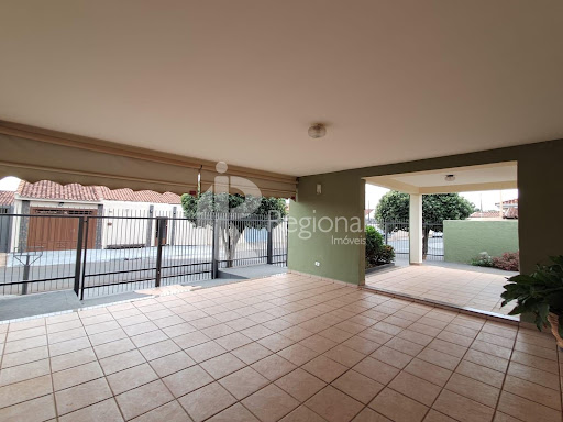 Casa em Cidade Jardim  -  Jaboticabal