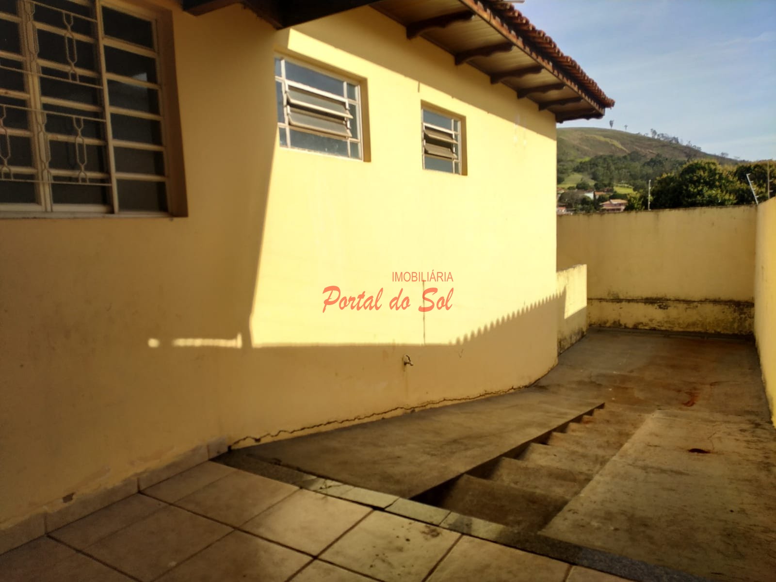 Casa à venda com 4 quartos, 1 suíte, 4 vagas e 242m² no Centro, Santo Antônio da Platina (PR) — foto 3 de 14