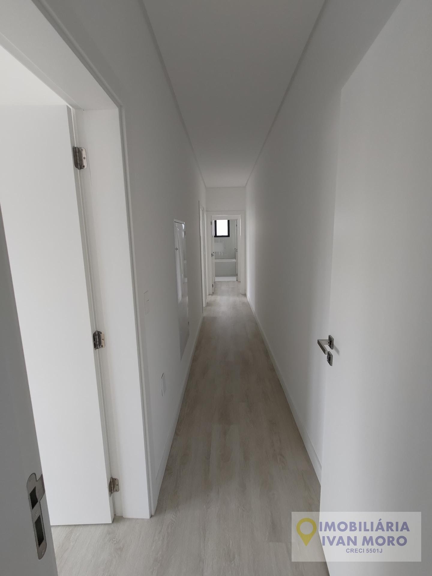 Apartamento à venda com 4 quartos, 4 suítes, 3 vagas e 198m² no Meia Praia, Itapema (SC) — foto 9 de 30