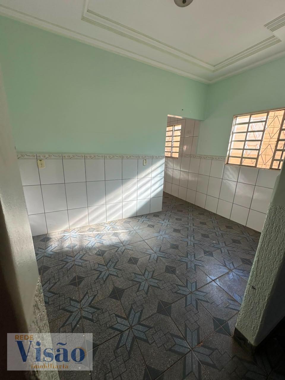 Casa para alugar com 2 suítes e 3 vagas no Jardim Serrano, Paracatu (MG) — foto 3 de 14