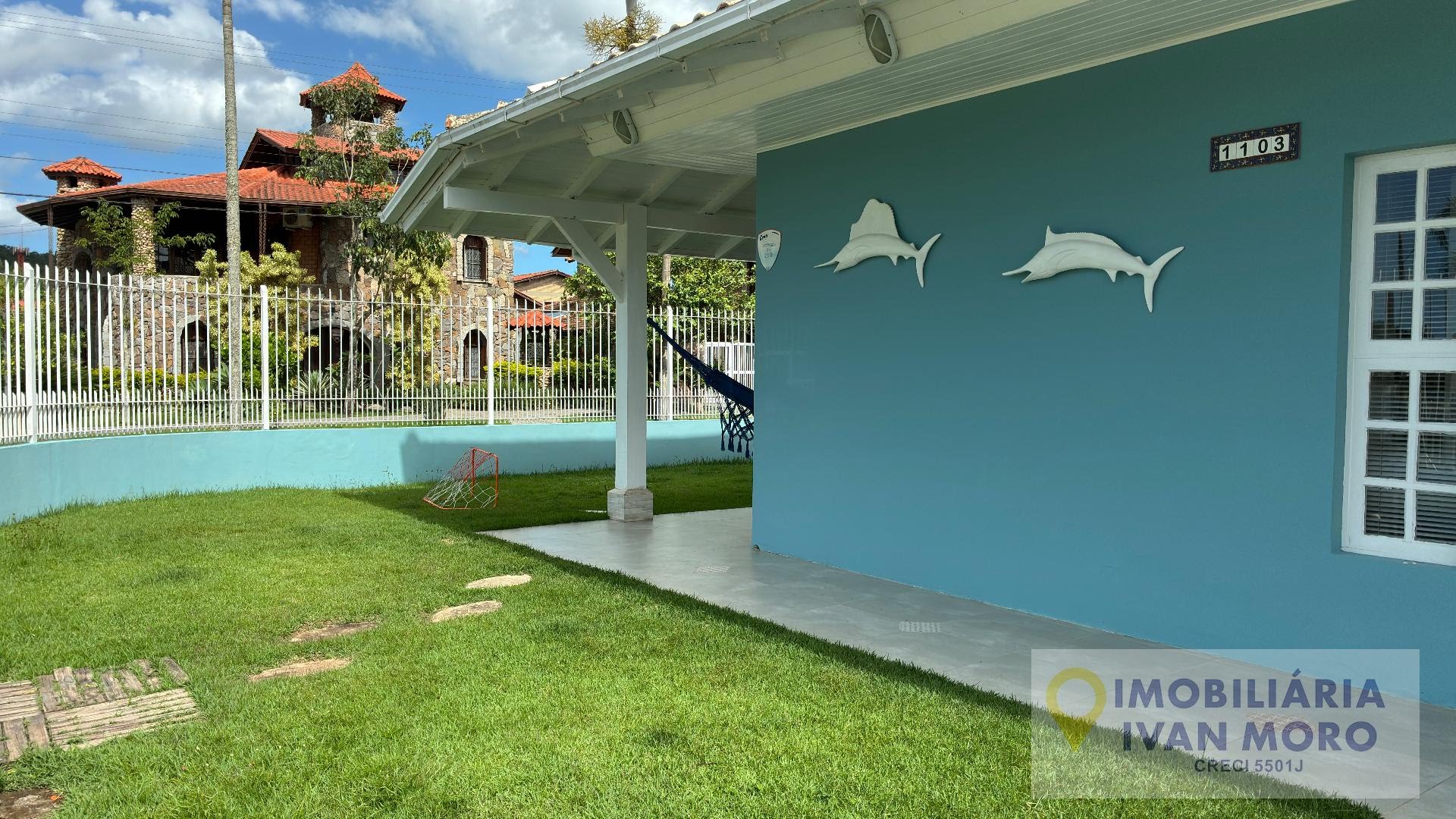 Casa para alugar com 6 quartos, 1 suíte, 2 vagas e 270m² no Daniela, Florianópolis (SC) — foto 3 de 30