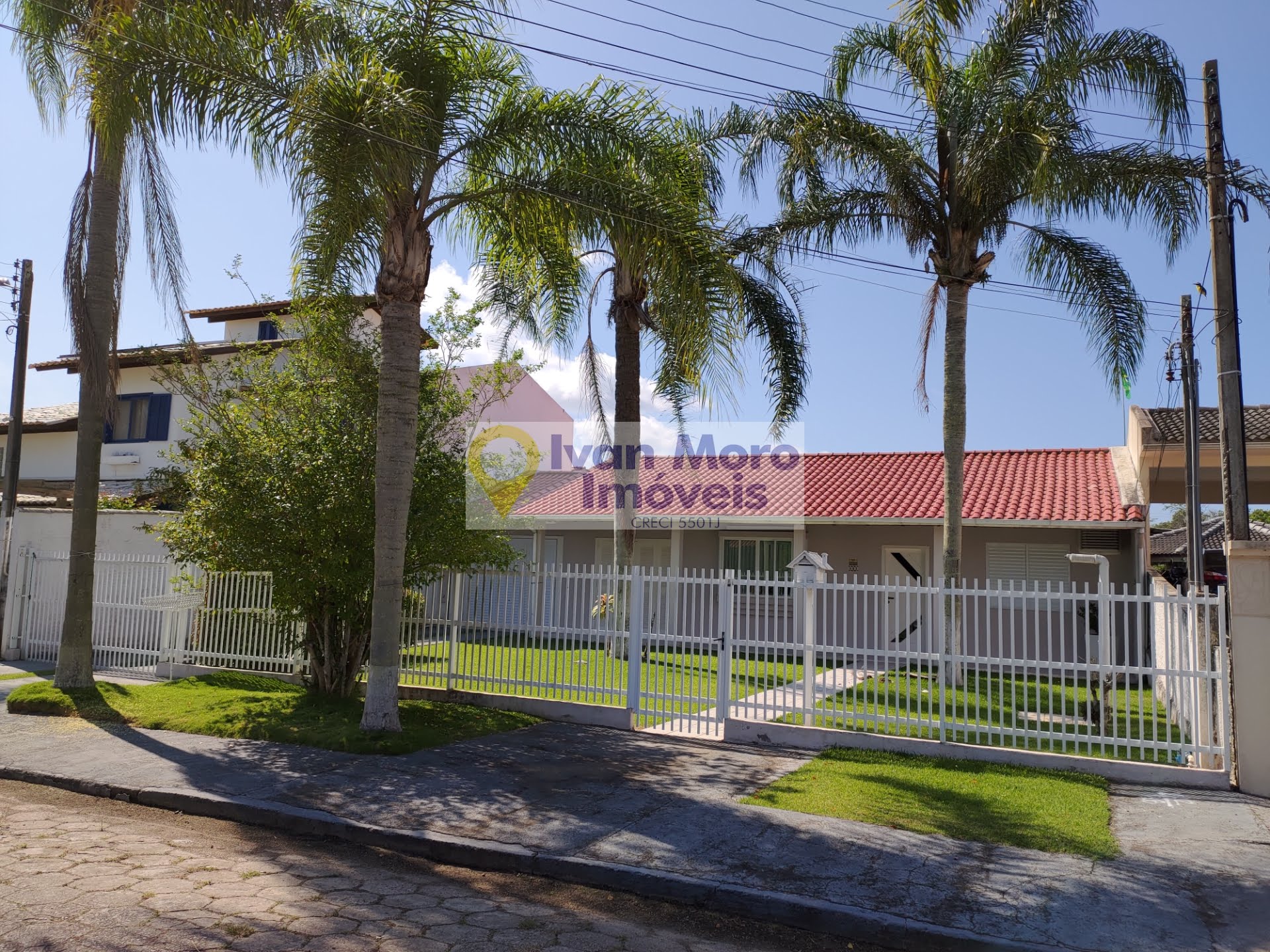 Casa à venda com 3 quartos, 2 banheiros, 3 vagas e 280m² no Daniela, Florianópolis (SC) — foto 5 de 30