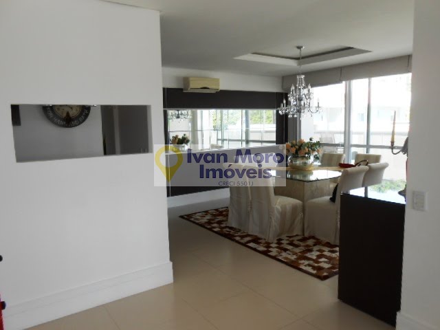Cobertura à venda com 4 quartos, 4 suítes, 3 vagas e 517m² no Jurerê Internacional, Florianópolis (SC) — foto 12 de 30