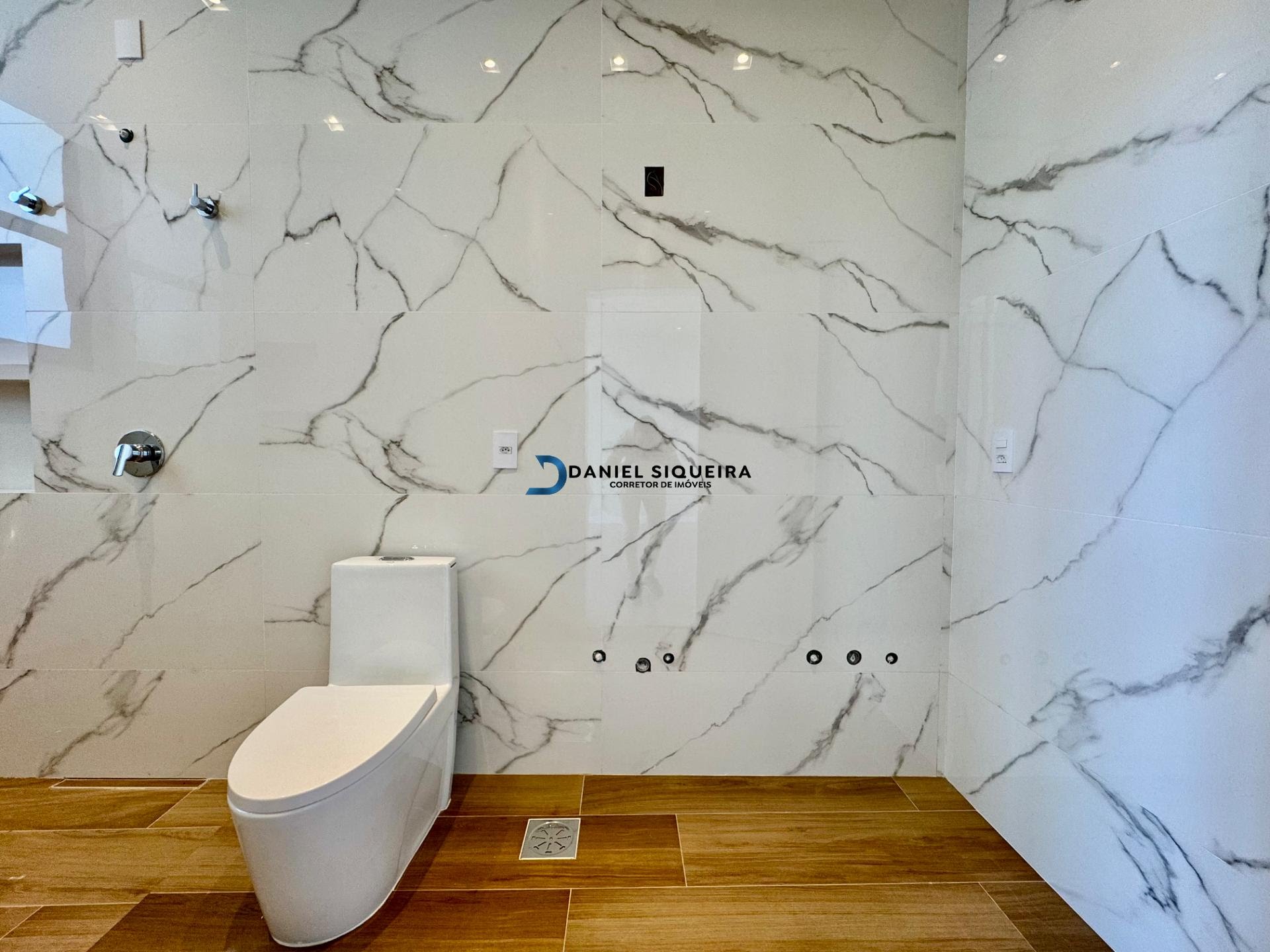 Casa à venda com 3 quartos, 3 suítes, 4 vagas e 215m² no Bairro Deltaville, Biguaçu (SC) — foto 24 de 30
