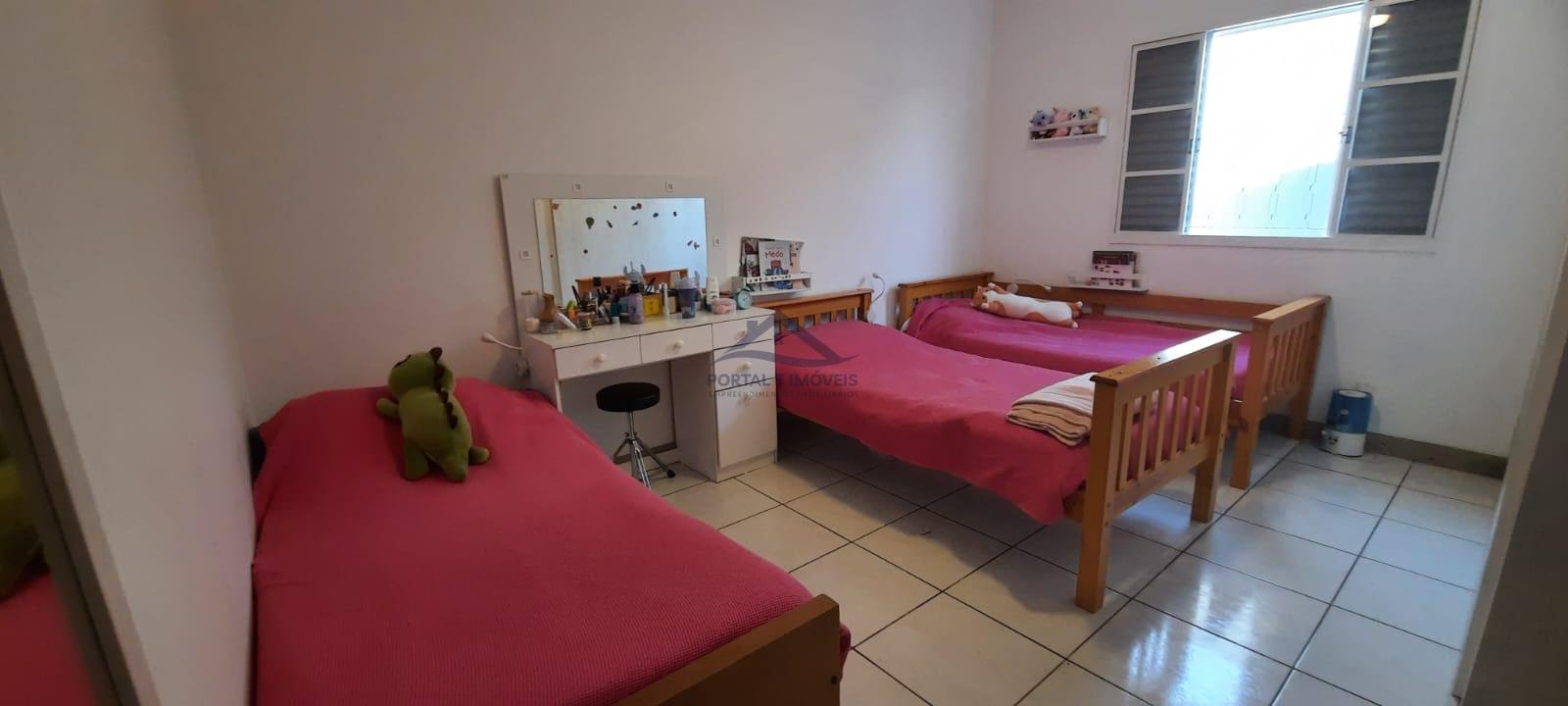 Casa à venda com 3 quartos, 1 suíte, 4 vagas e 220m² no São Cristovao, Sete Lagoas (MG) — foto 6 de 12