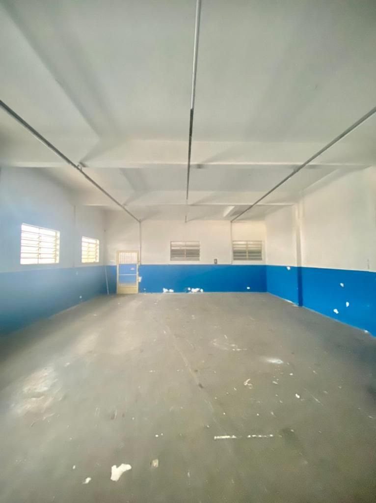 Depósito-Galpão, 650 m² - Foto 1