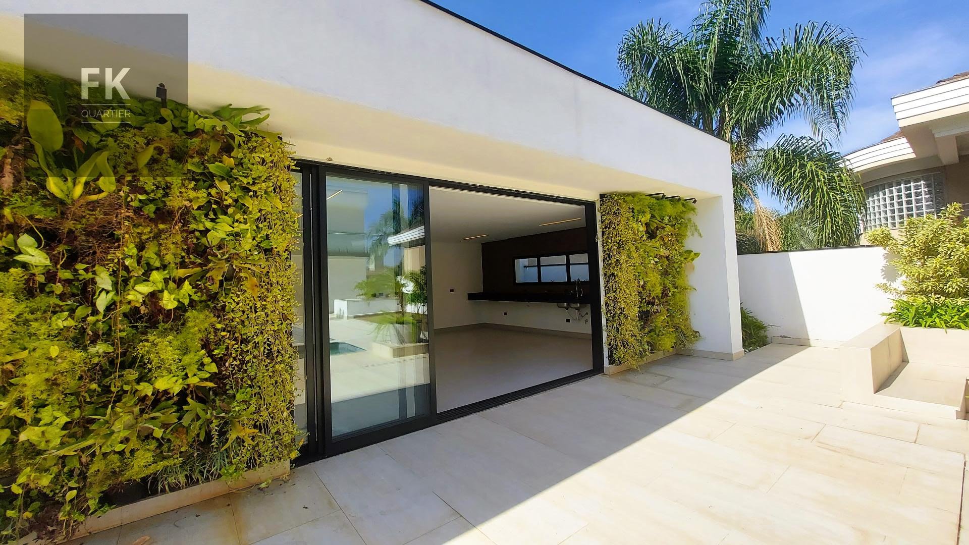 Casa à venda com 4 quartos, 4 suítes, 6 vagas e 630m² no Alphaville Residencial Dois, Barueri (SP) — foto 15 de 27