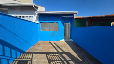 Casa Padrão no Bairro Vila Esperança em Extrema
