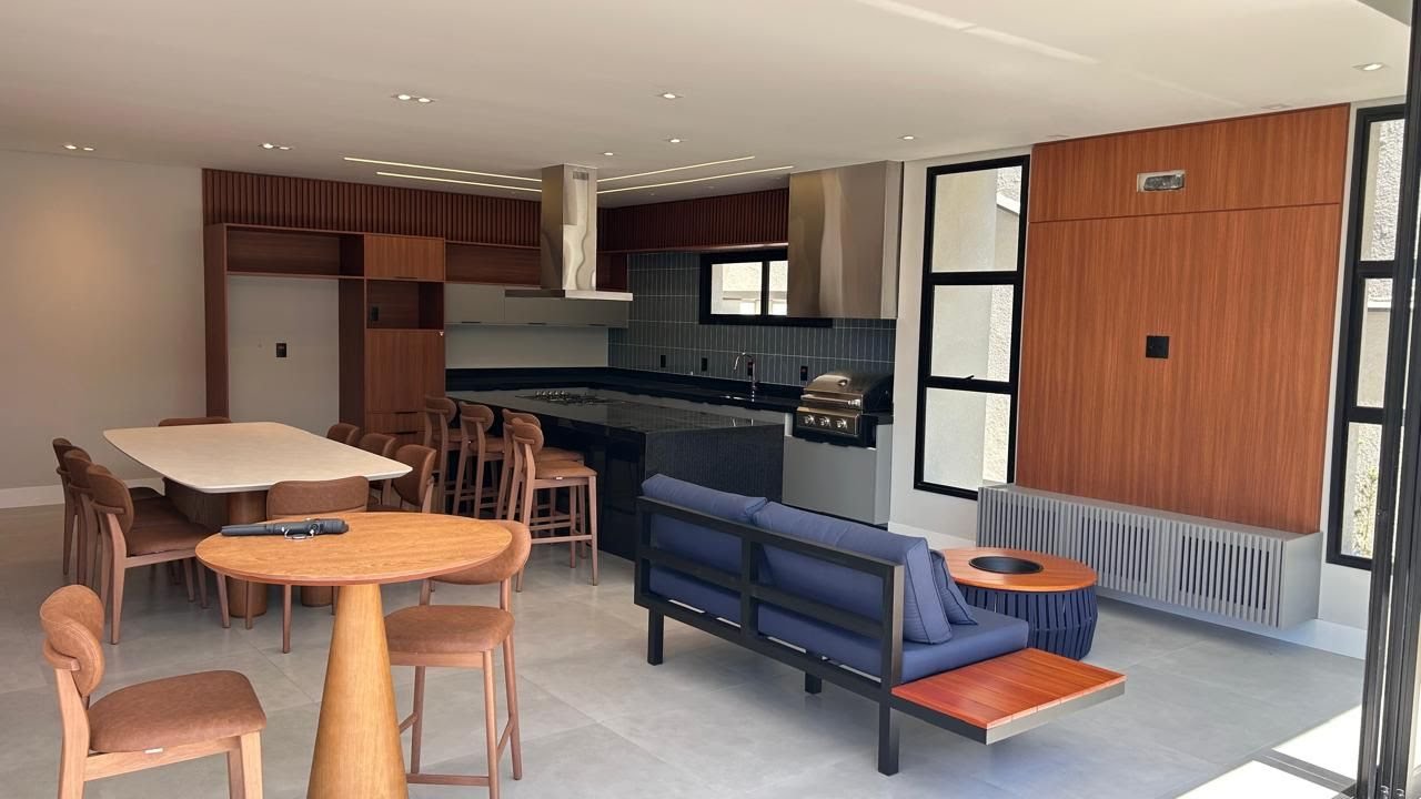 Casa à venda com 3 quartos, 3 suítes, 4 vagas e 285m² no Alphaville Nova Esplanada 3, Votorantim (SP) — foto 21 de 30