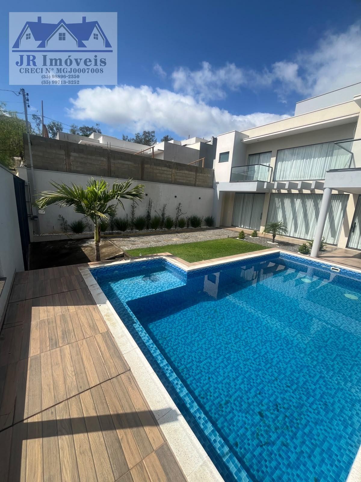 Casa para alugar com 2 quartos, 1 suíte e 3 vagas no Centro, Piranguinho (MG) — foto 3 de 30