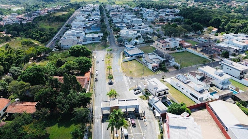 O Condomínio Villa Verona  localizado no bairro Cajuru do Sul, na cidade de Sorocaba — SP