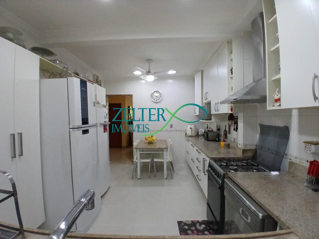 Casa à venda com 5 quartos, 2 suítes, 13 vagas e 373m² no Vila da Penha, Rio de Janeiro (RJ) — foto 19 de 29