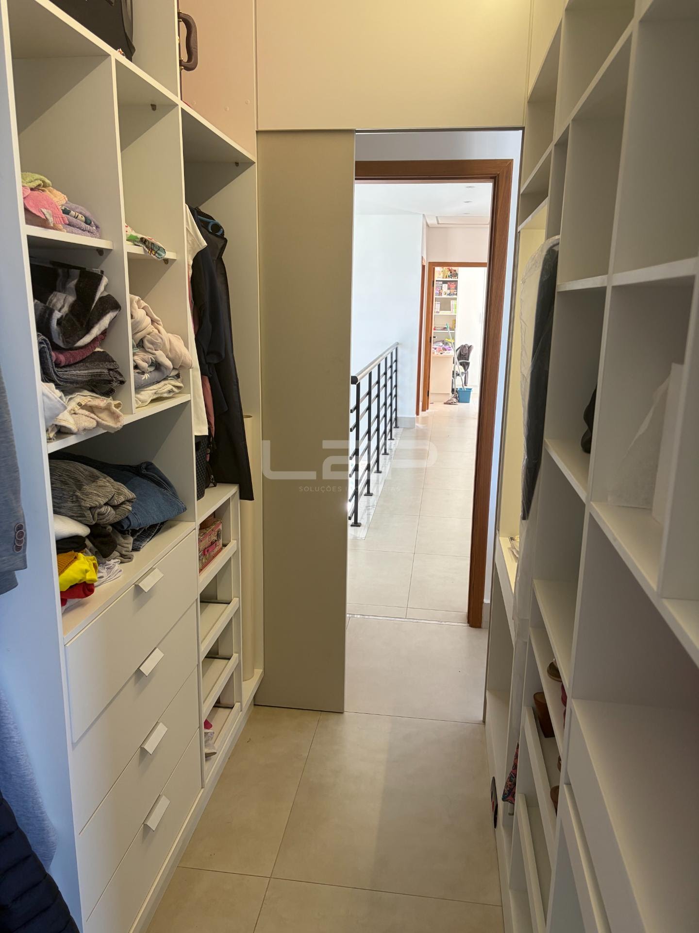 Casa à venda com 4 quartos, 1 suíte, 6 vagas e 227m² no Residencial Ibi-aram II, Itupeva (SP) — foto 24 de 30