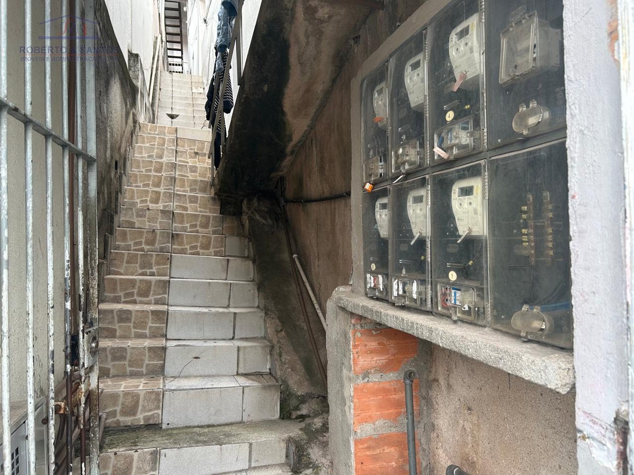 Escadas de acesso