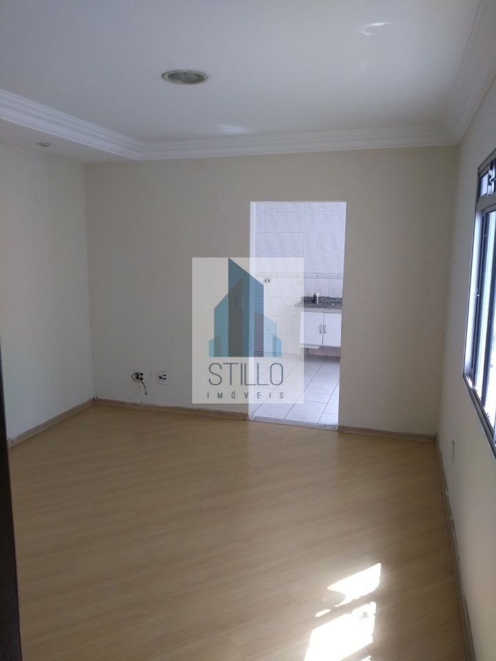Casa à venda com 3 quartos, 2 banheiros, 1 vaga e 163m² no Vila Santa Isabel, São Paulo — foto principal