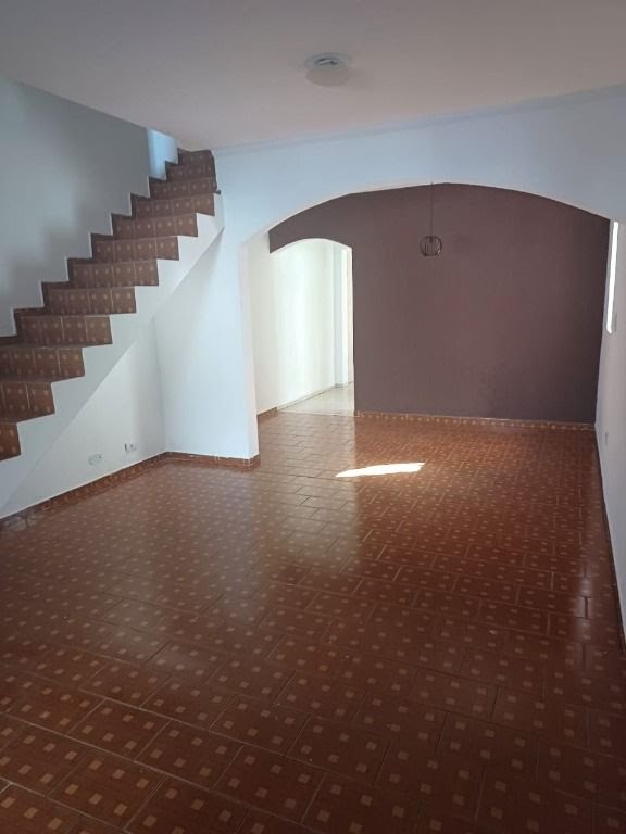 Casa à venda com 3 quartos, 1 suíte e 200m² no Vila Riman, Arujá (SP) — foto 14 de 24