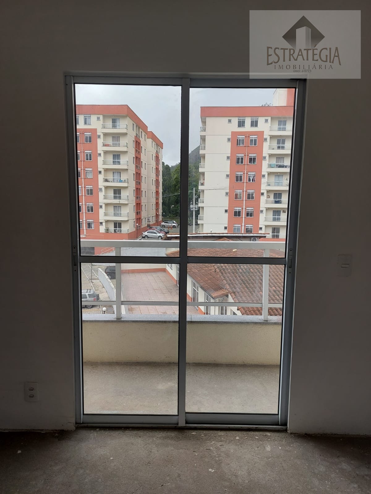 Apartamento à venda com 2 quartos, 1 banheiro, 1 vaga e 60m² no Corrêas, Petrópolis (RJ) — foto 12 de 13