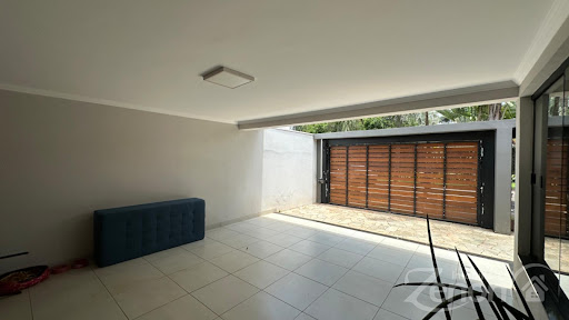 Casa à Venda em Parque das Nações - 3 Dorms, sendo 1 suite 
