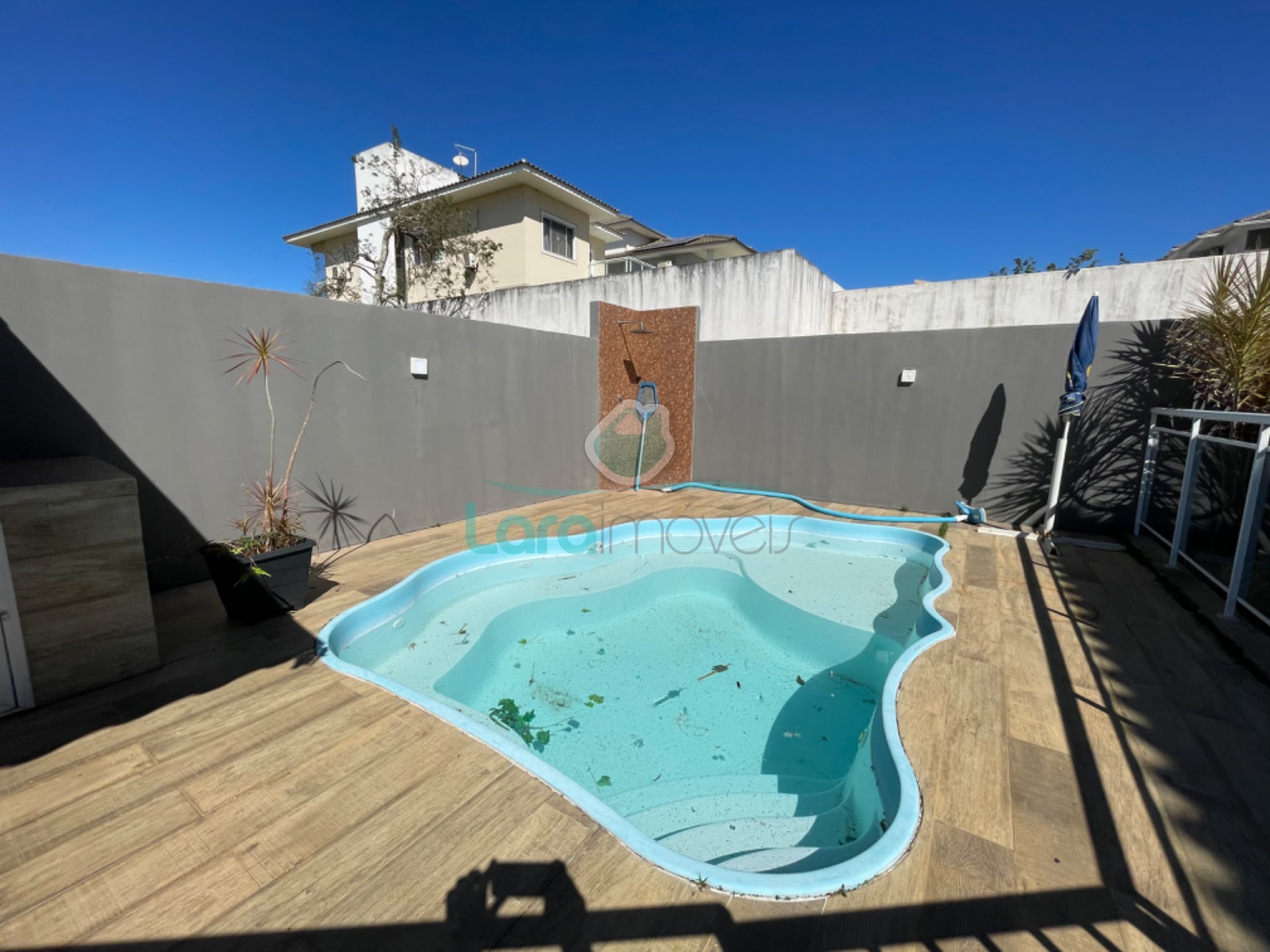 Casa à venda com 3 quartos, 3 suítes, 4 vagas e 182m² no Vale dos Cristais, Macaé (RJ) — foto 14 de 29
