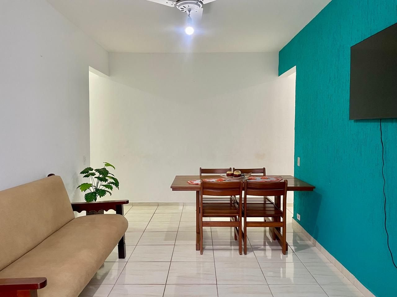 Apartamento à venda com 2 quartos, 1 banheiro e 64m² no Acaraú, Ubatuba (SP) — foto 3 de 10