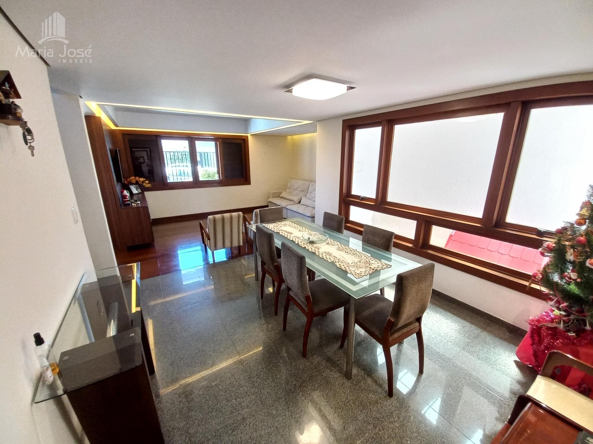 Casa à venda com 4 quartos, 2 suítes, 4 vagas e 360m² no Jardim Arizona, Sete Lagoas (MG) — foto 14 de 30