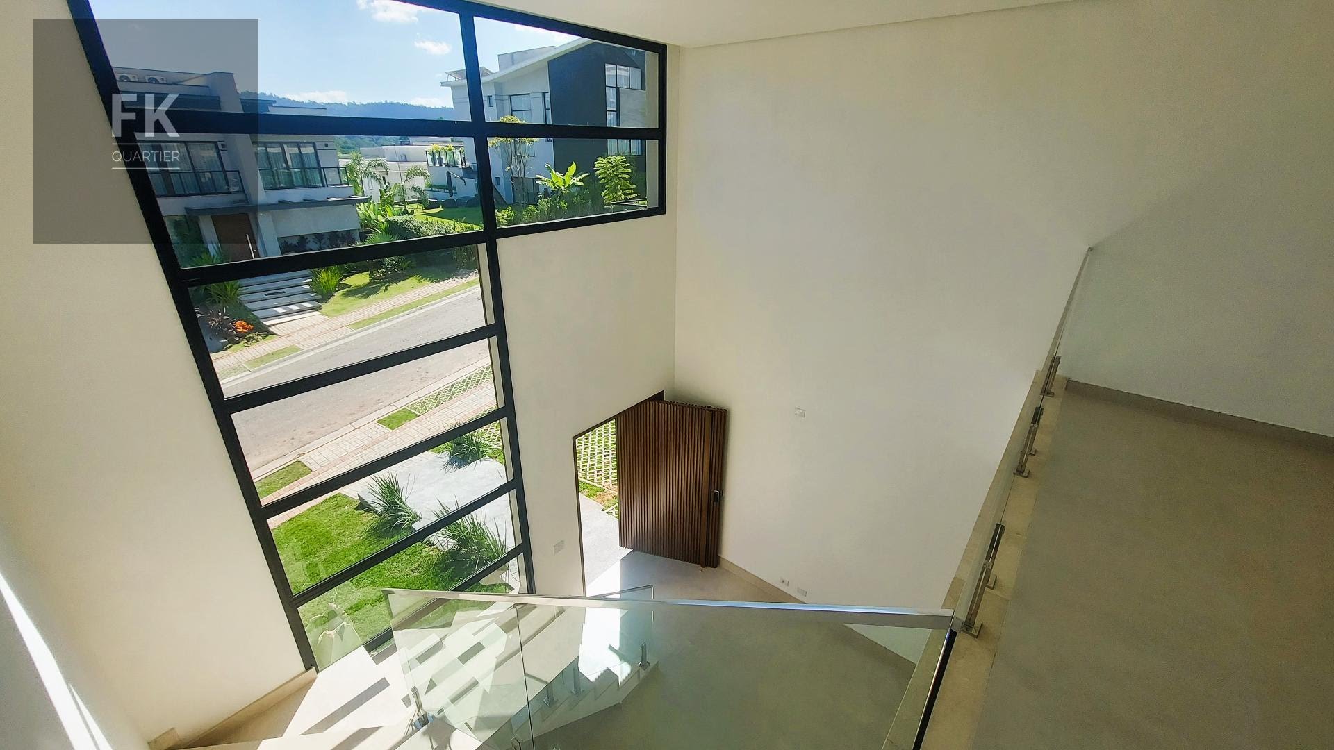Casa à venda com 4 quartos, 4 suítes, 4 vagas e 385m² no Cidade Tamboré, Santana de Parnaíba (SP) — foto 11 de 26