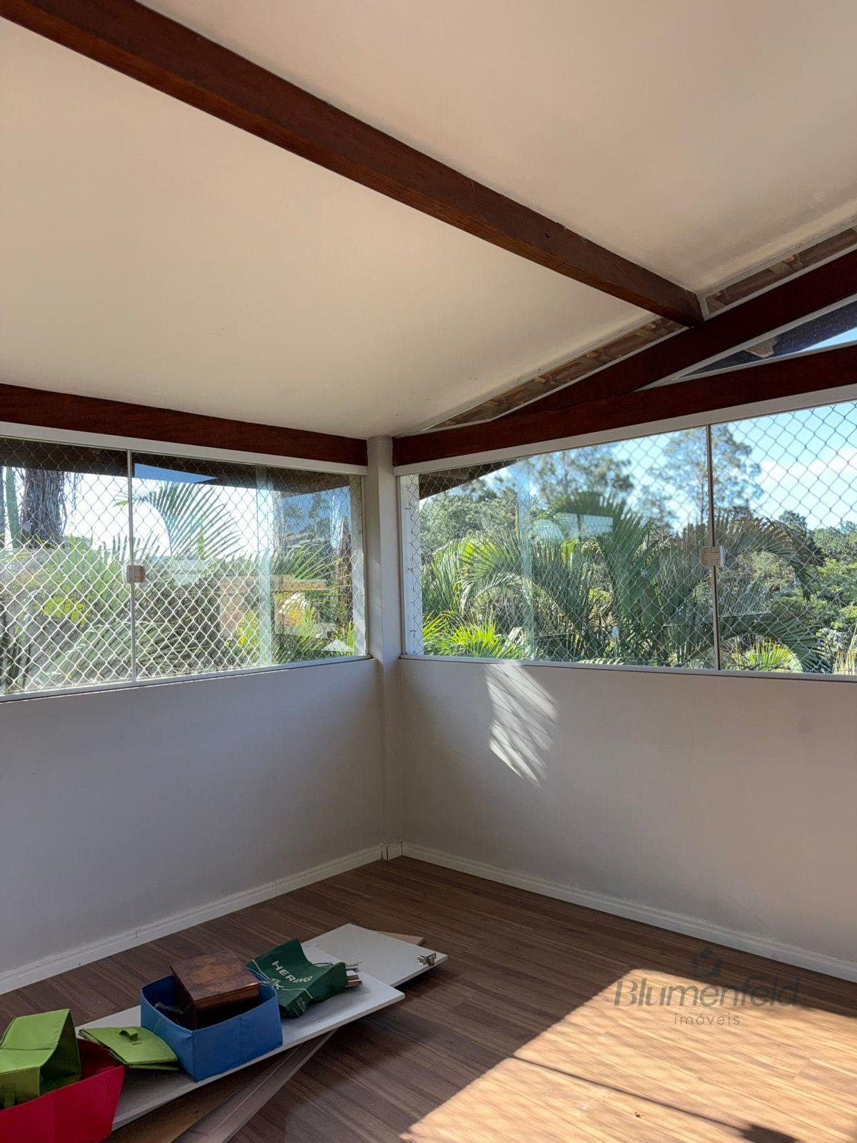 Casa para alugar com 4 quartos, 3 suítes, 2 vagas e 350m² no Arujá Country Club, Arujá (SP) — foto 22 de 30
