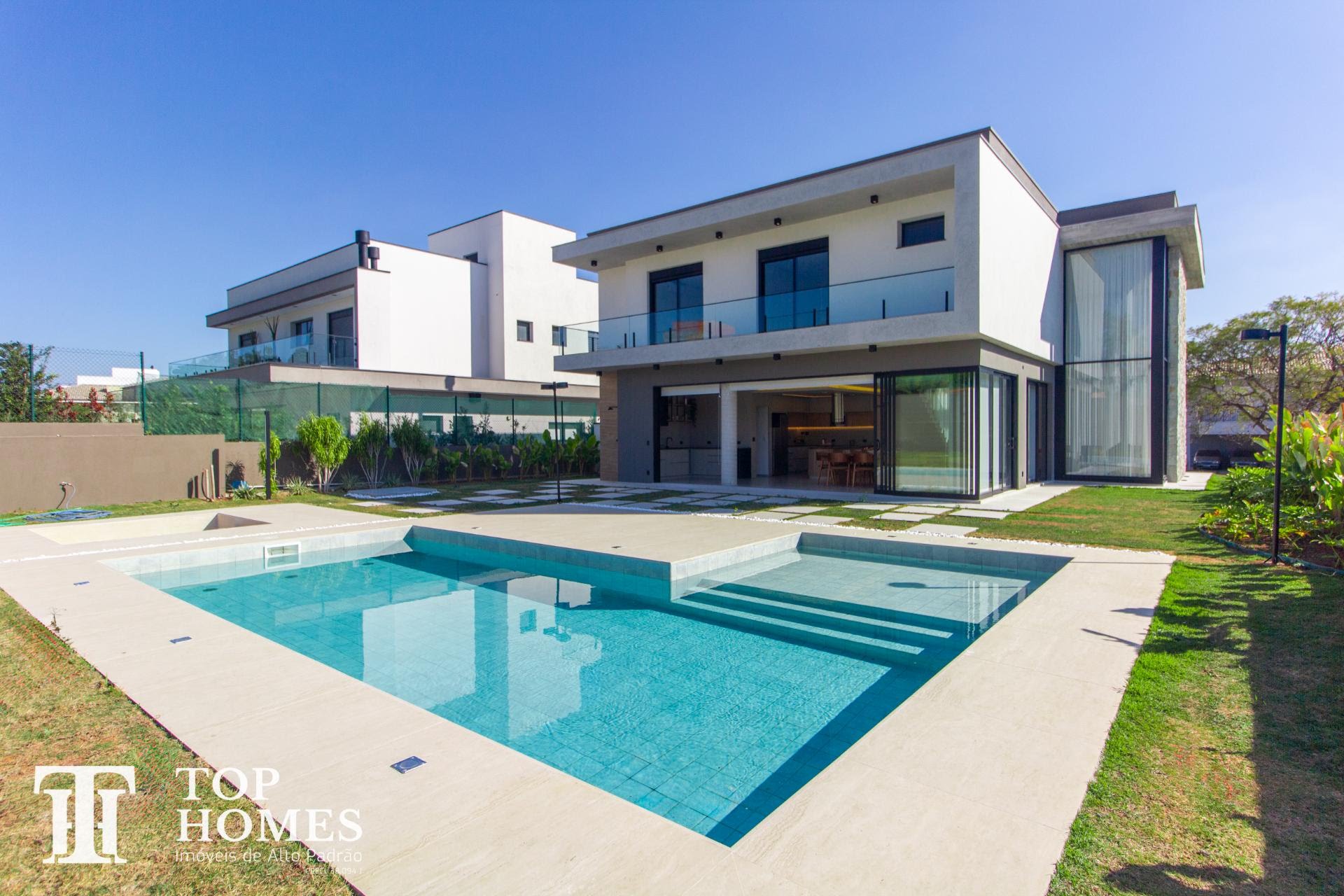 Casa de alto padrão à venda no condomínio Portal Japy Golf Club em Cabreúva SP