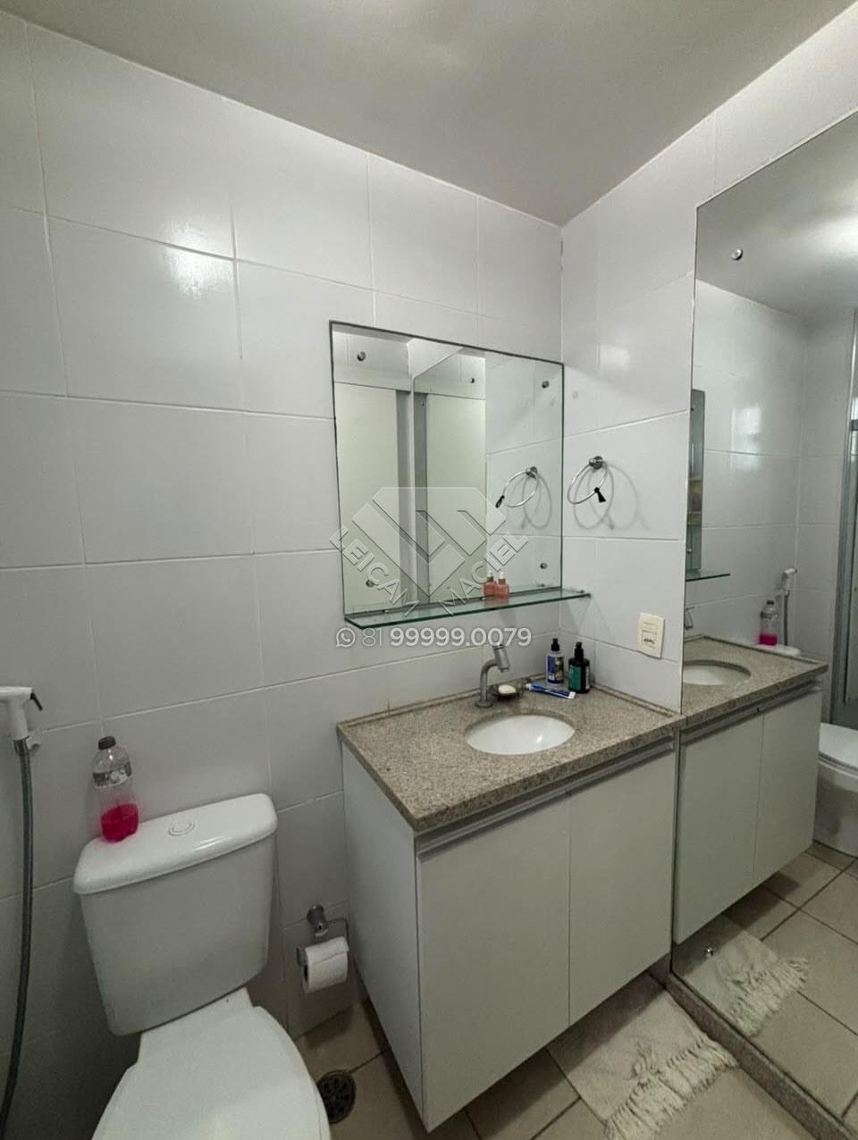 Compre Apartamento à venda em Casa Forte, Recife. 80m², 3 quartos (2 suítes), sala ampliada e área de lazer completa no Edf. Álamo. Agende visita hoje com Leicam Maciel