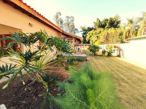 Chácara, 3 quartos, 1800 m² - Foto 1