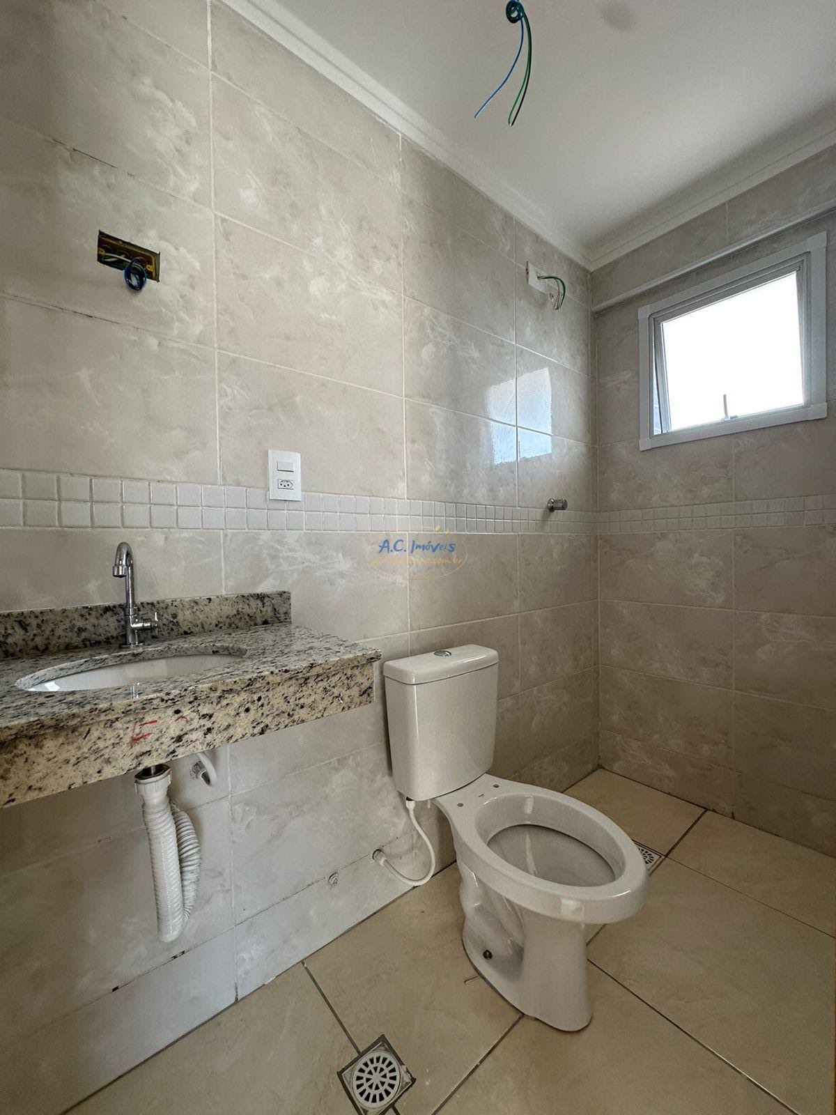 Apartamento à venda com 2 quartos, 2 suítes, 2 vagas e 80m² no Guilhermina, Praia Grande (SP) — foto 10 de 30