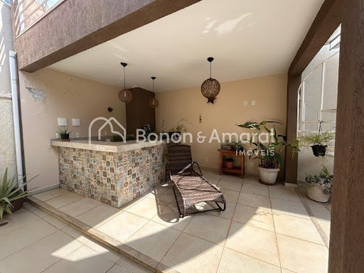 Casa, 4 quartos, 277 m² - Foto 2