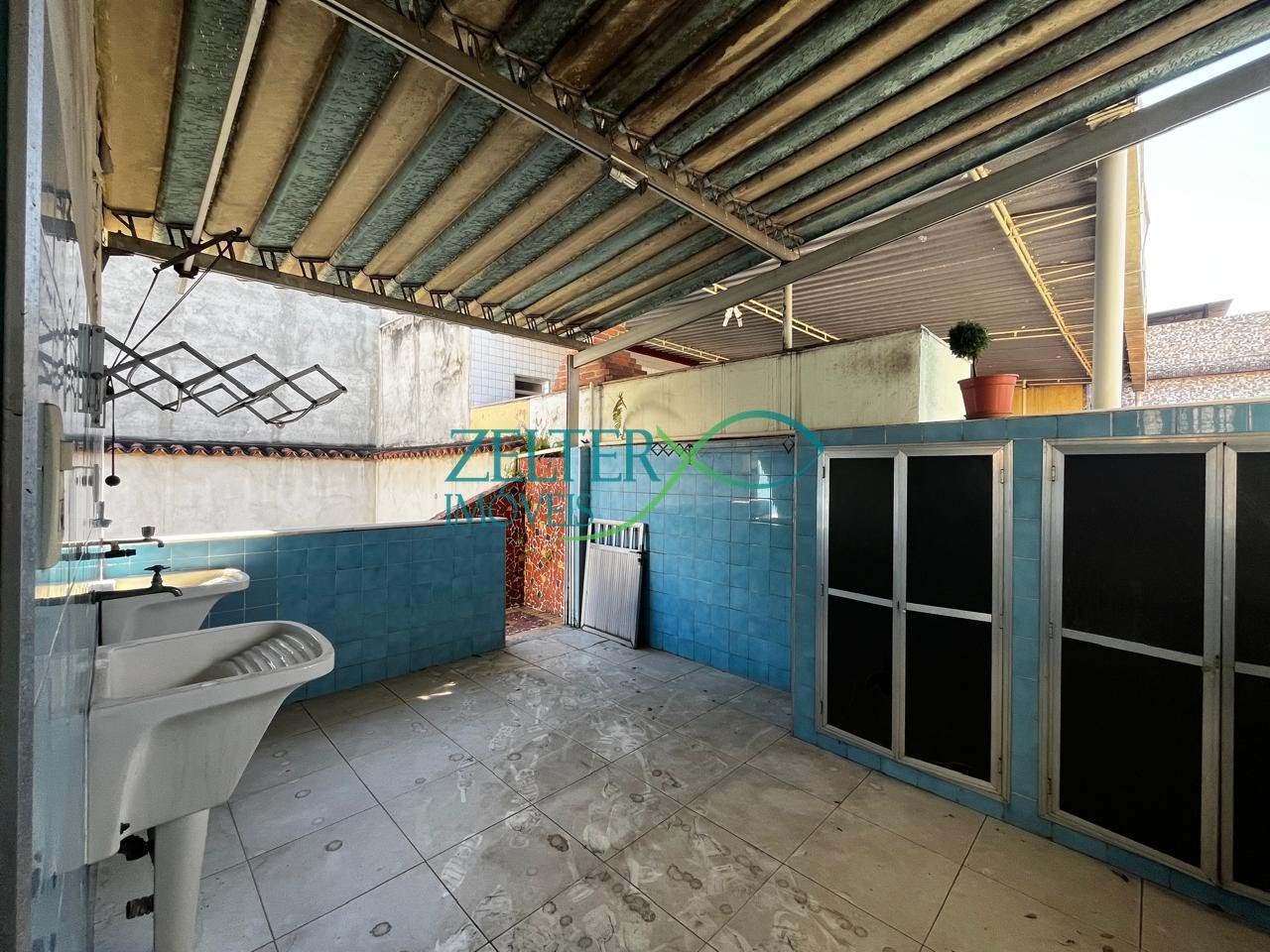 Casa à venda com 4 quartos, 2 banheiros, 5 vagas e 226m² no Vista Alegre, Rio de Janeiro (RJ) — foto 23 de 30