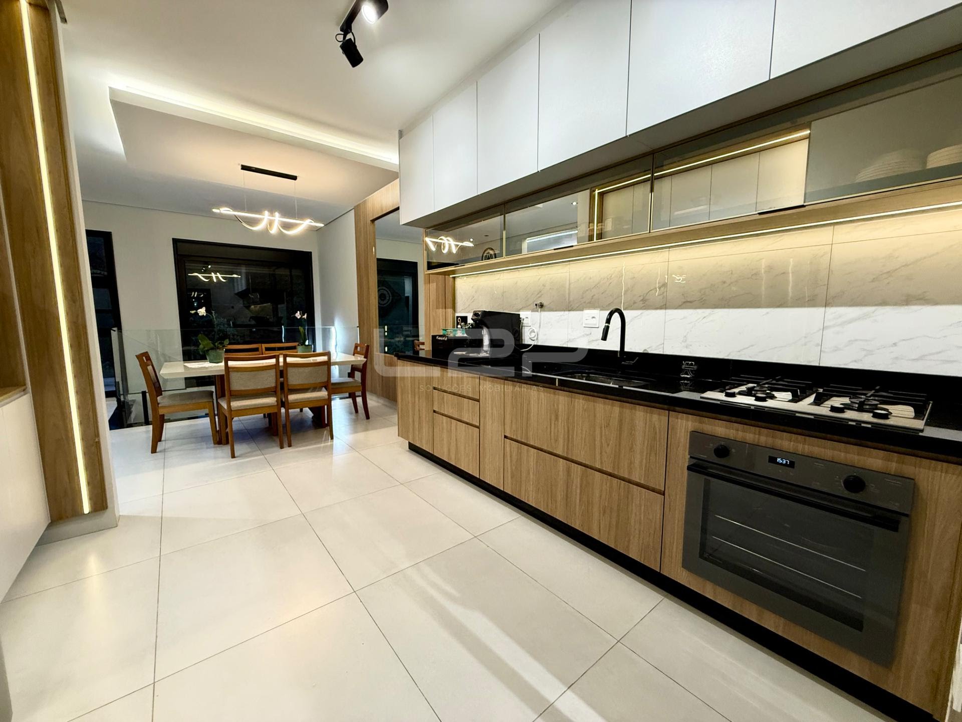 Casa à venda com 3 quartos, 1 suíte, 4 vagas e 170m² no Residencial Tosi, Itupeva (SP) — foto 13 de 30