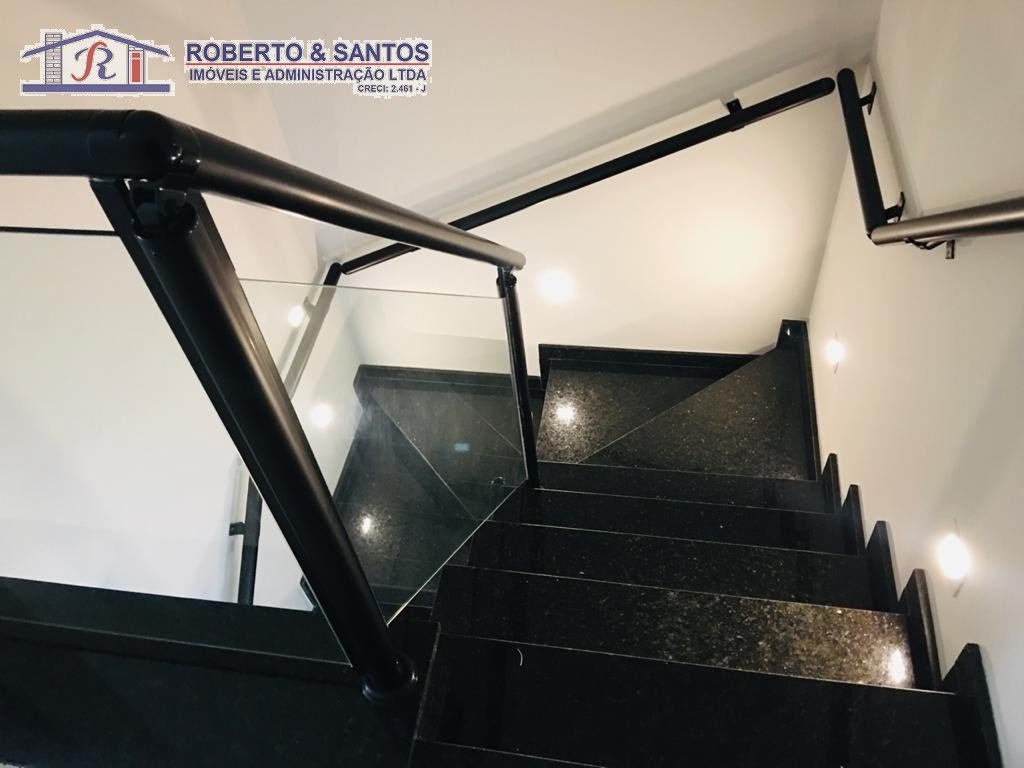 Escada em granito e iluminação de led