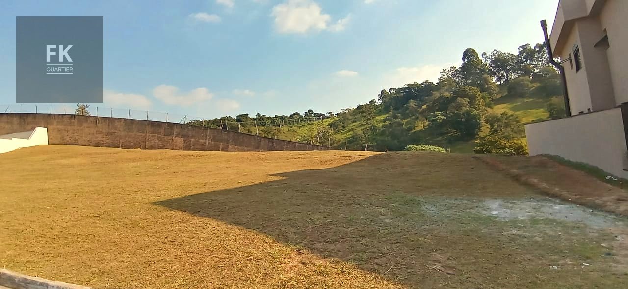 Terreno à venda com 821m² de terreno no Alphaville, Santana de Parnaíba — foto principal