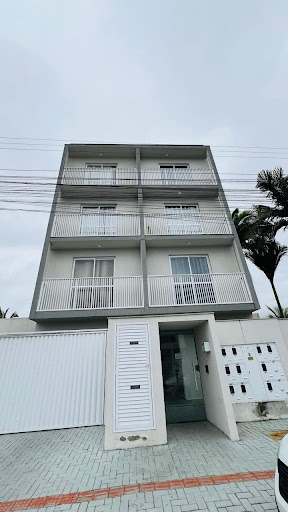Apartamento 02 Dorm. em Balneario Perequê  -  Porto Belo