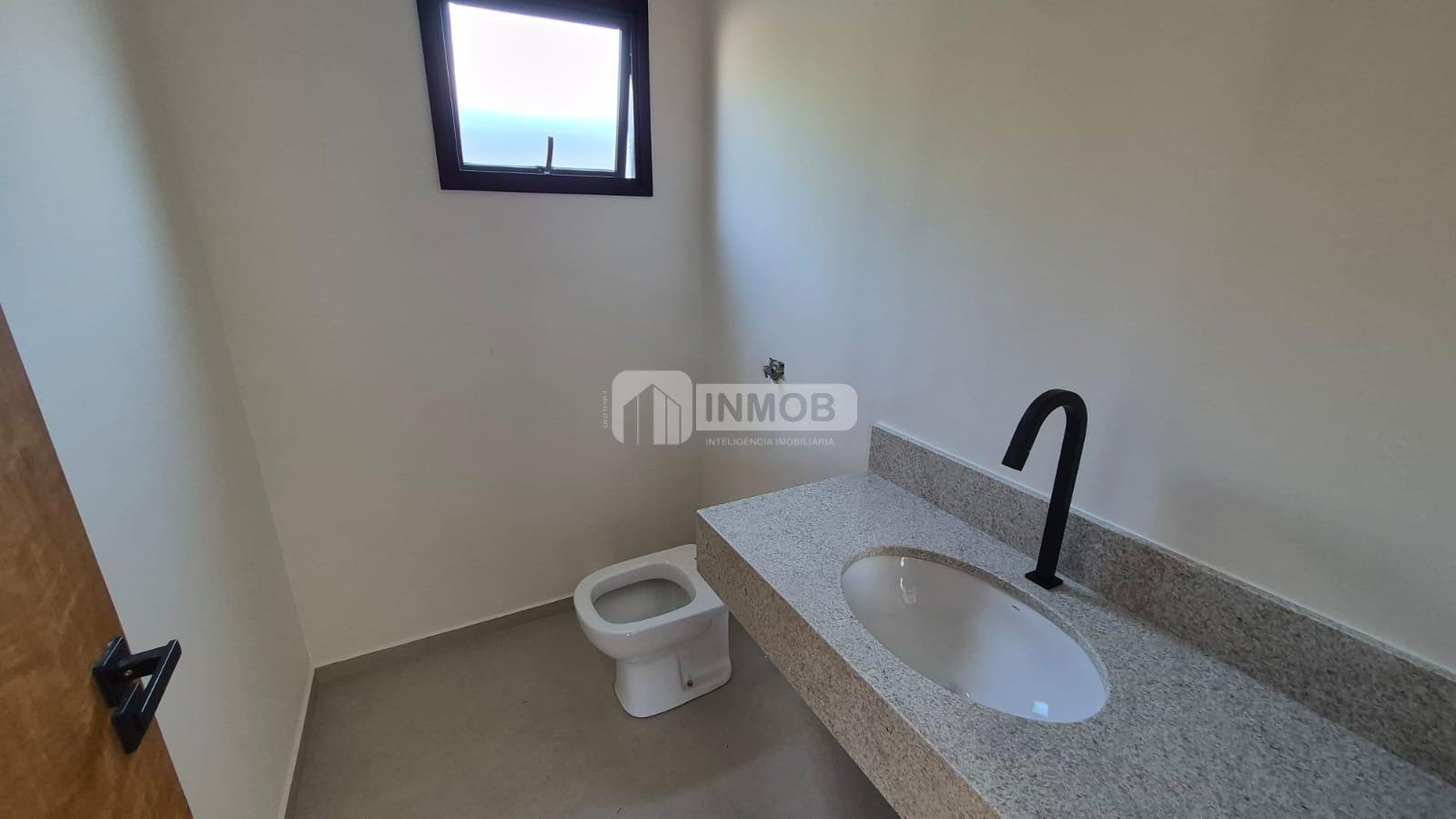 Casa à venda com 3 quartos, 1 suíte, 4 vagas e 165m² no Jardim Jaragua, Tremembé (SP) — foto 30 de 30